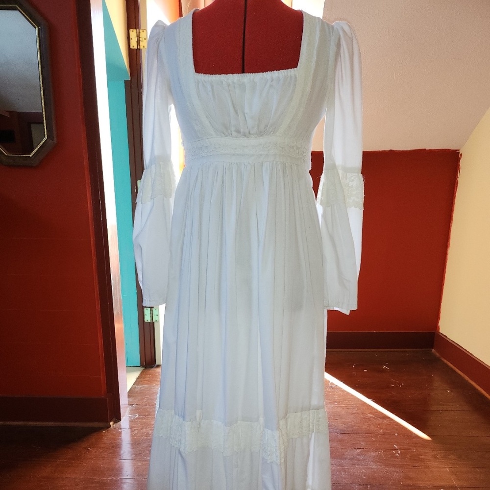 Vintage Gunne Sax 1970s White Prairie Dress - Style 419 Small